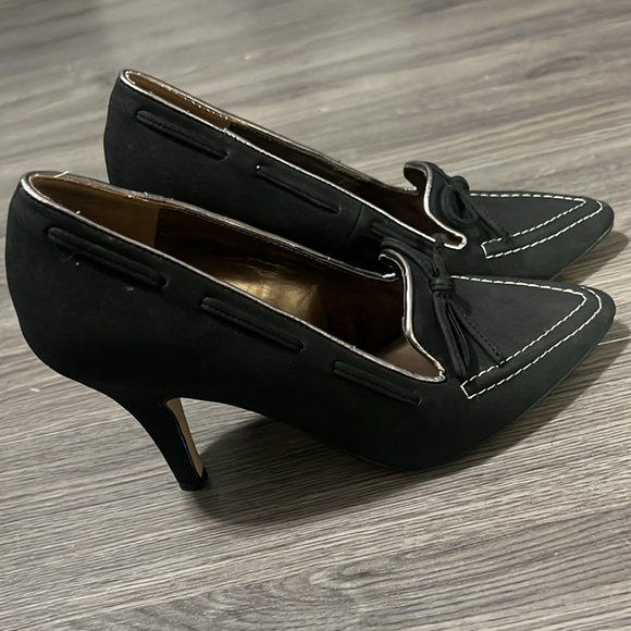 Peter Nygard black Nygard collection pumps size 7M - Picture 2 of 2